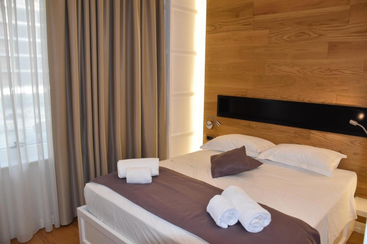 Hotel Ergi'S Δυρράχιο Εξωτερικό φωτογραφία