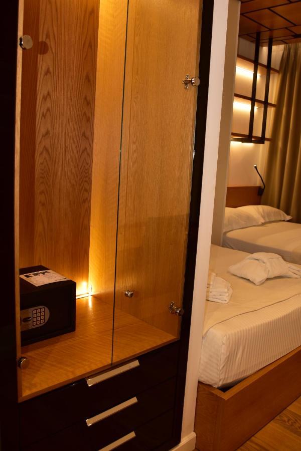 Hotel Ergi'S Δυρράχιο Εξωτερικό φωτογραφία